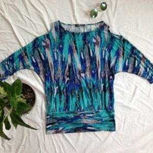 😍Cold Shoulder Top😍